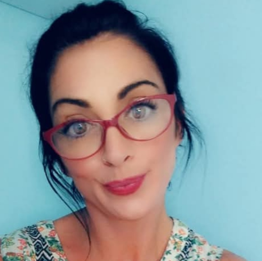Meet your Posher, Melissa